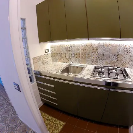 Arisea Apt Naples