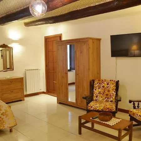 Arisea Apt Naples